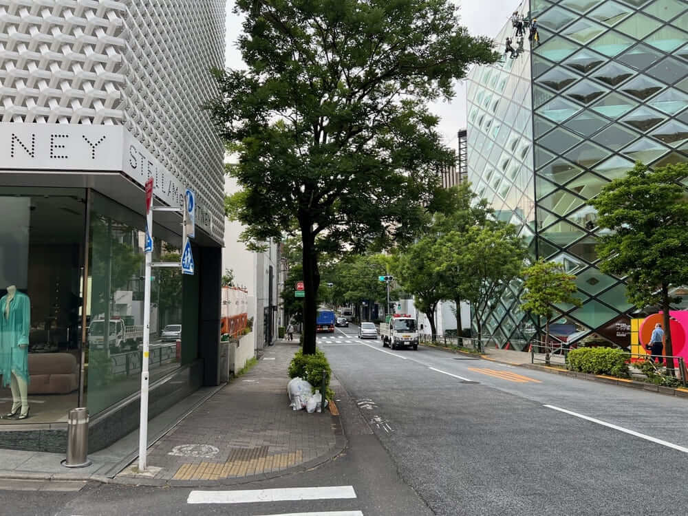 匠ソファ東京青山店までの徒歩の道順