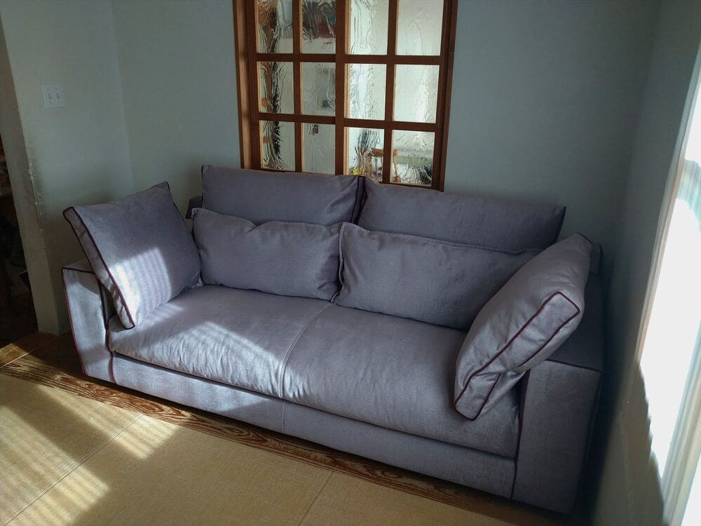 LB SOFA