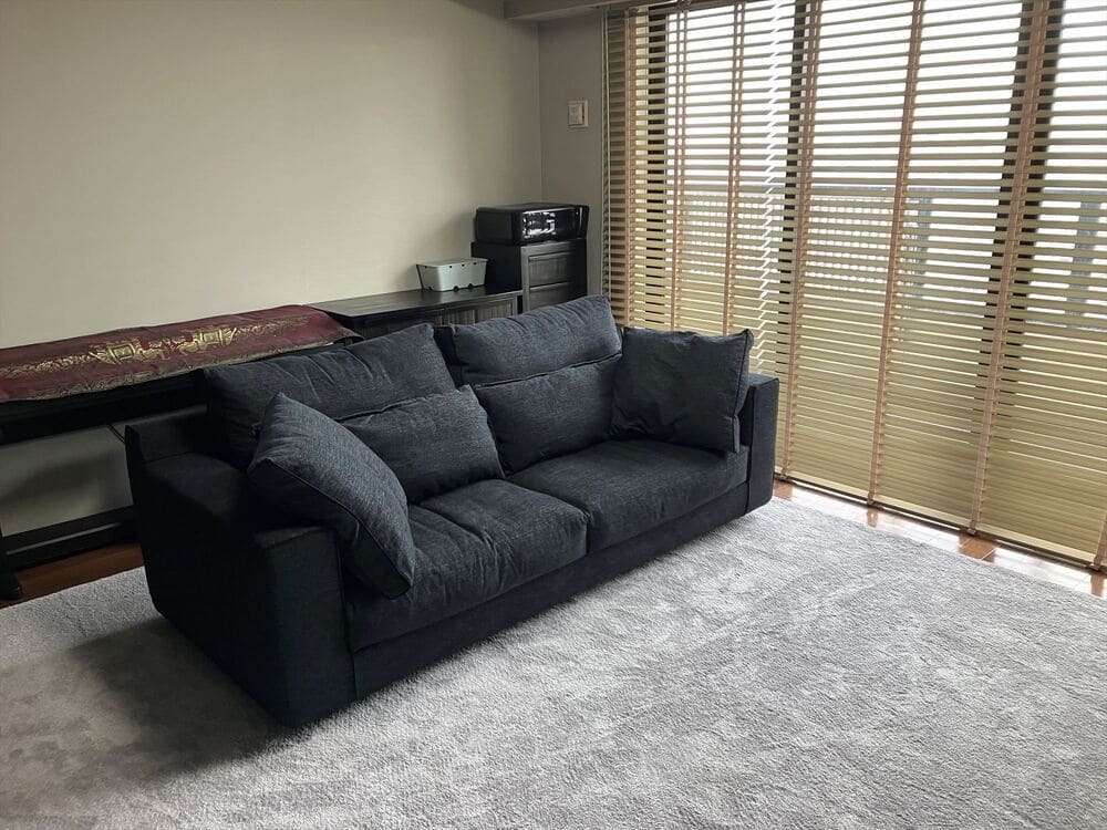 LB SOFA