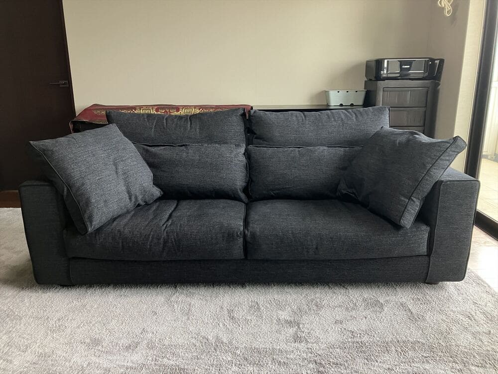 LB SOFA