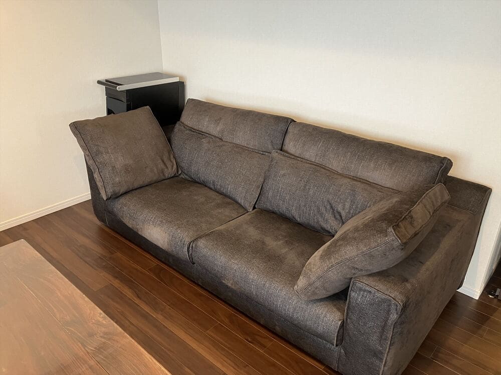 LB SOFA