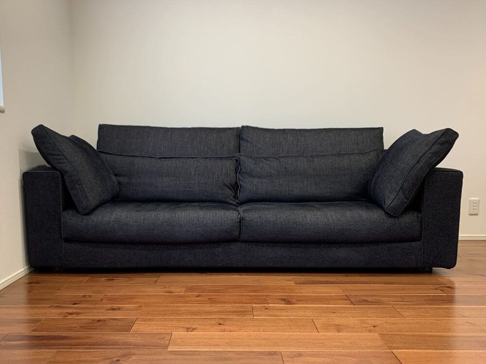 LB SOFA