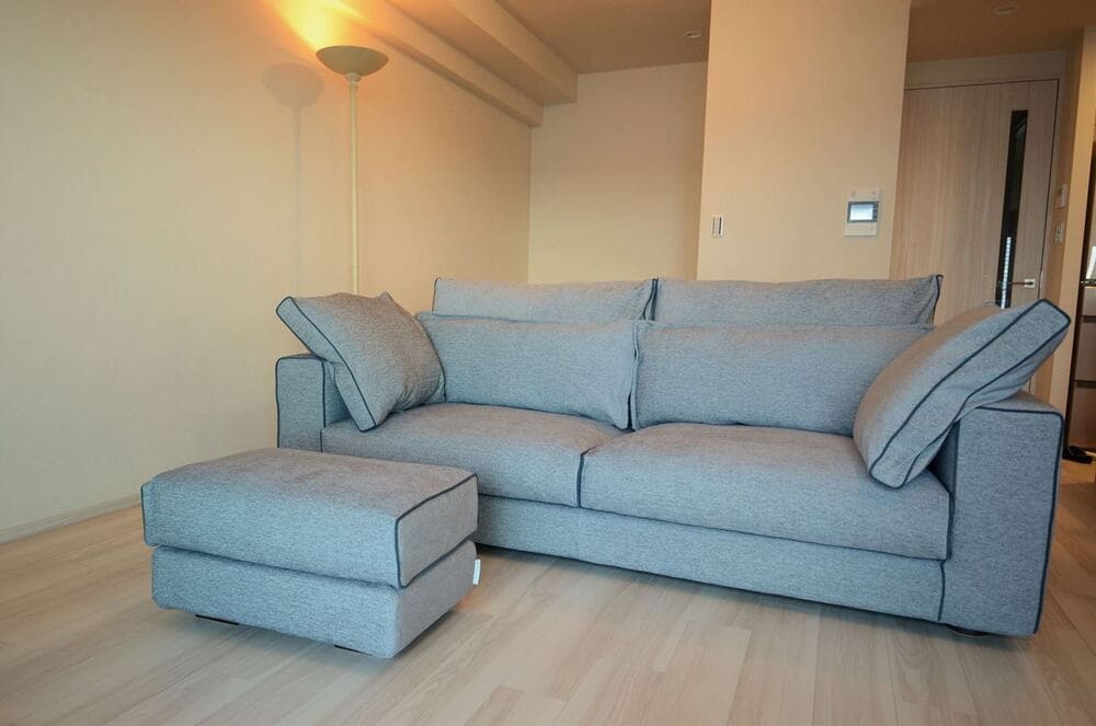 LB SOFA