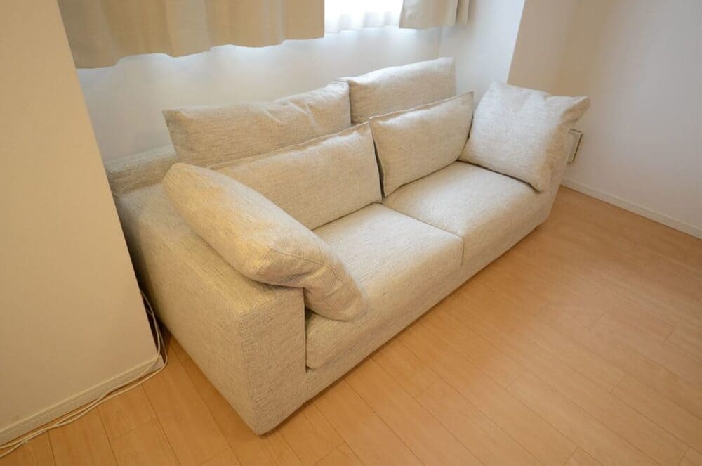 LB SOFA