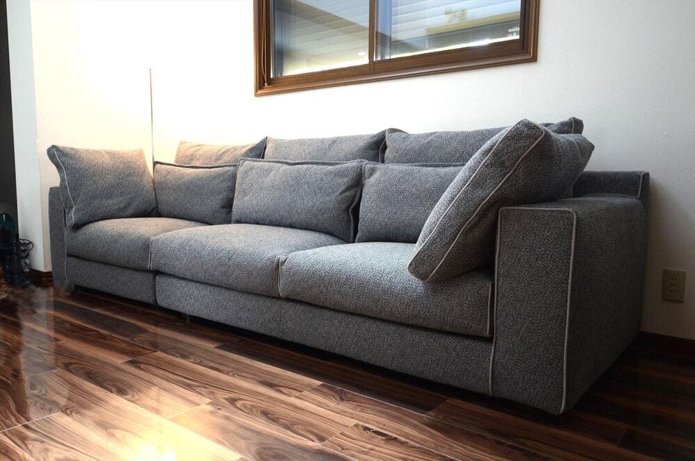 LB SOFA W2860