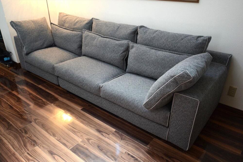 LB SOFA W2860