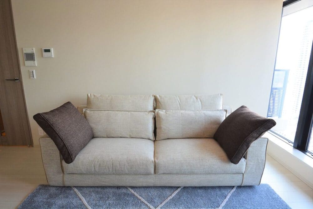 LB SOFA