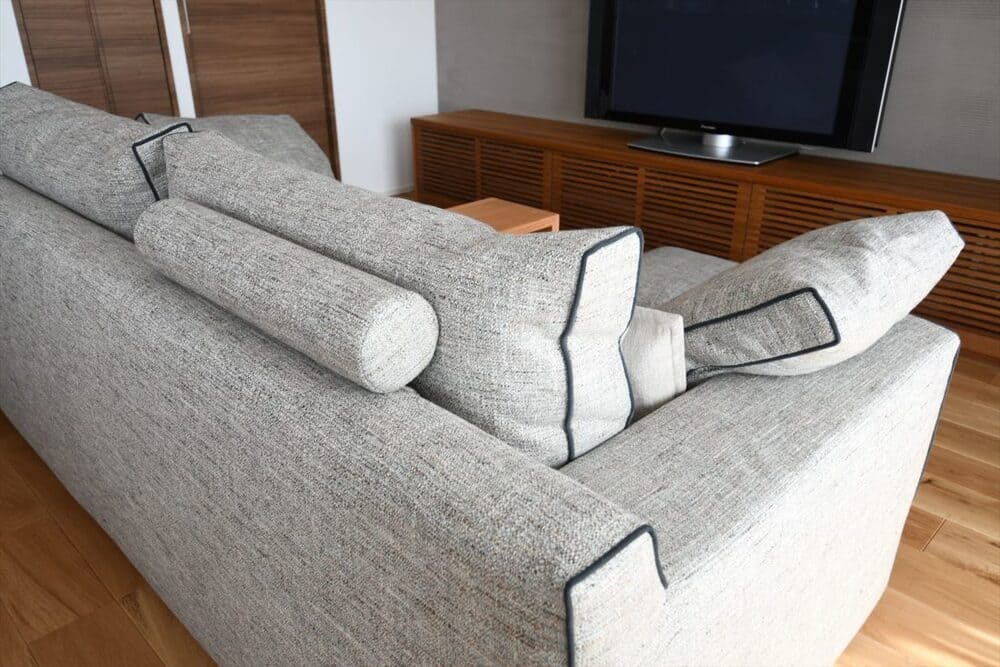 LB SOFA