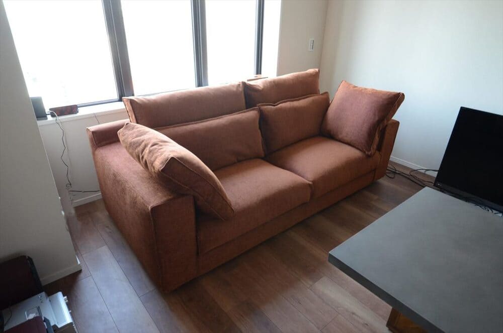 LB SOFA