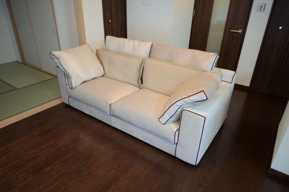 LB SOFA