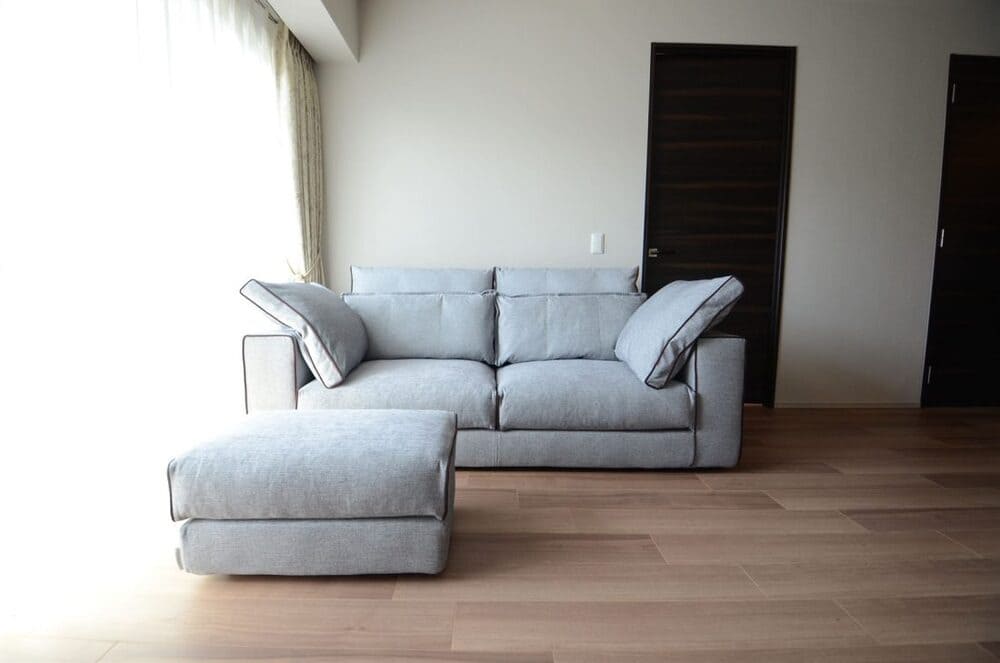 LB SOFA