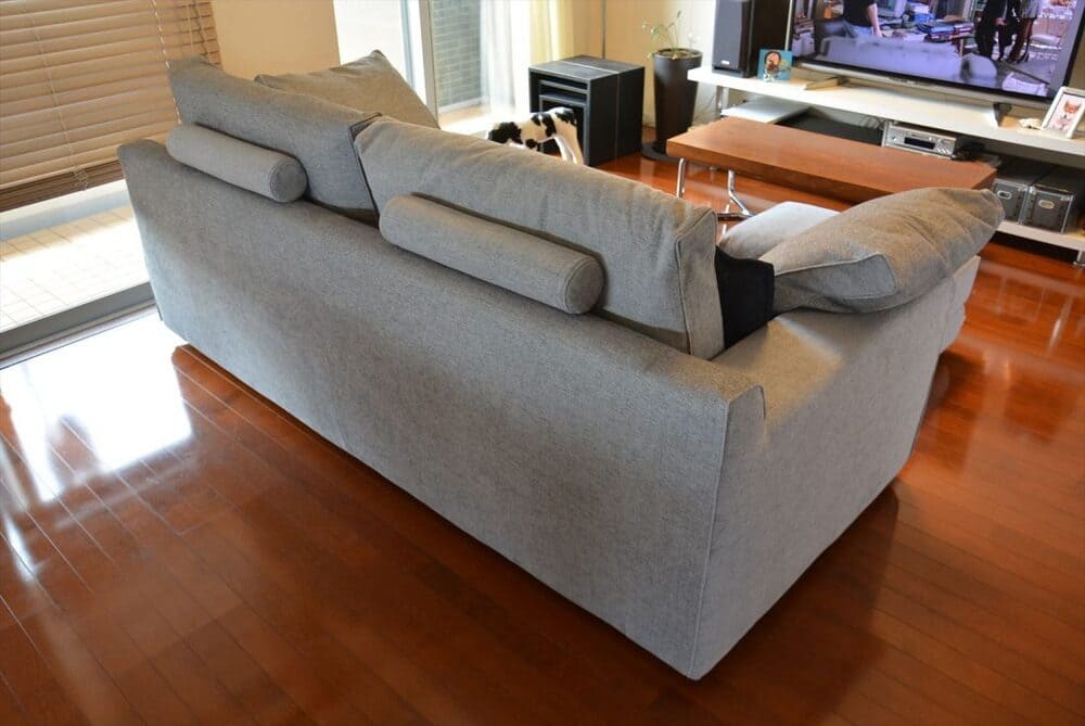 LB SOFA