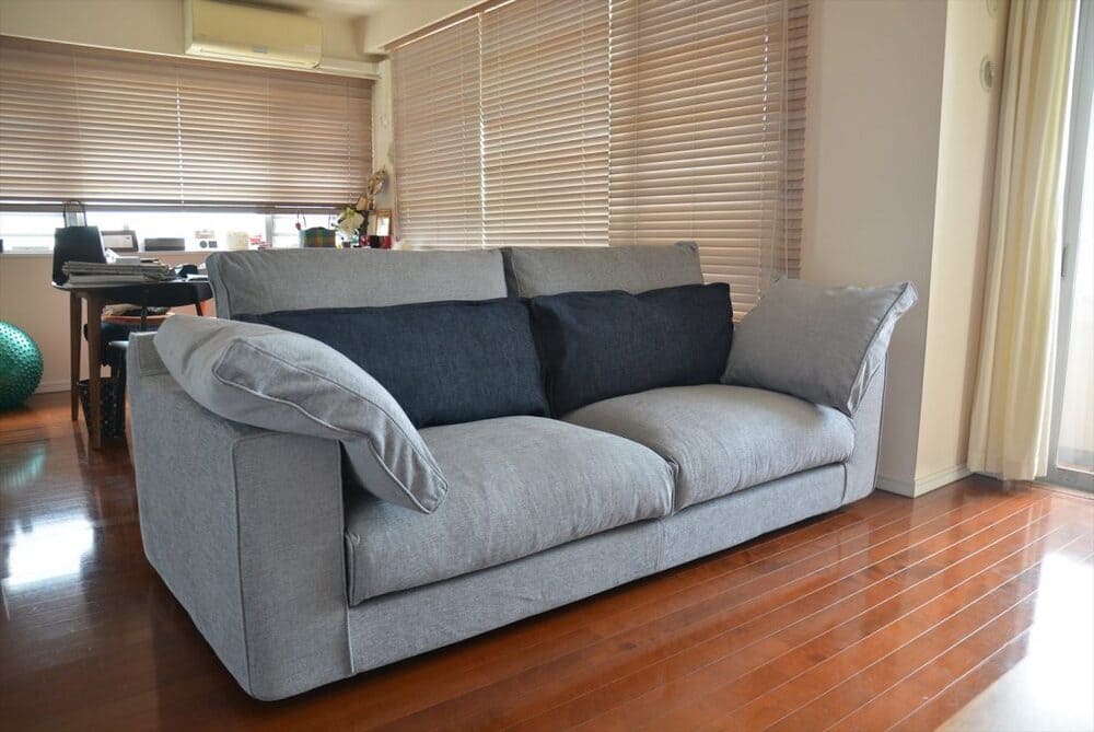 LB SOFA