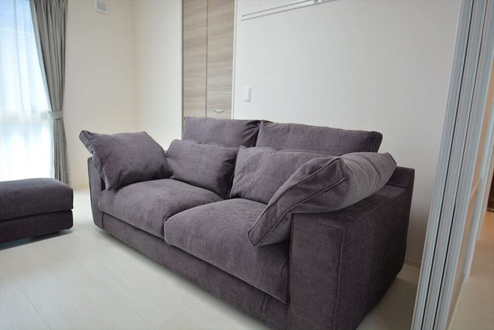 LB SOFA