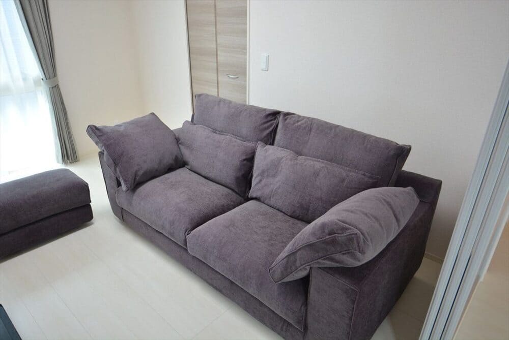 LB SOFA