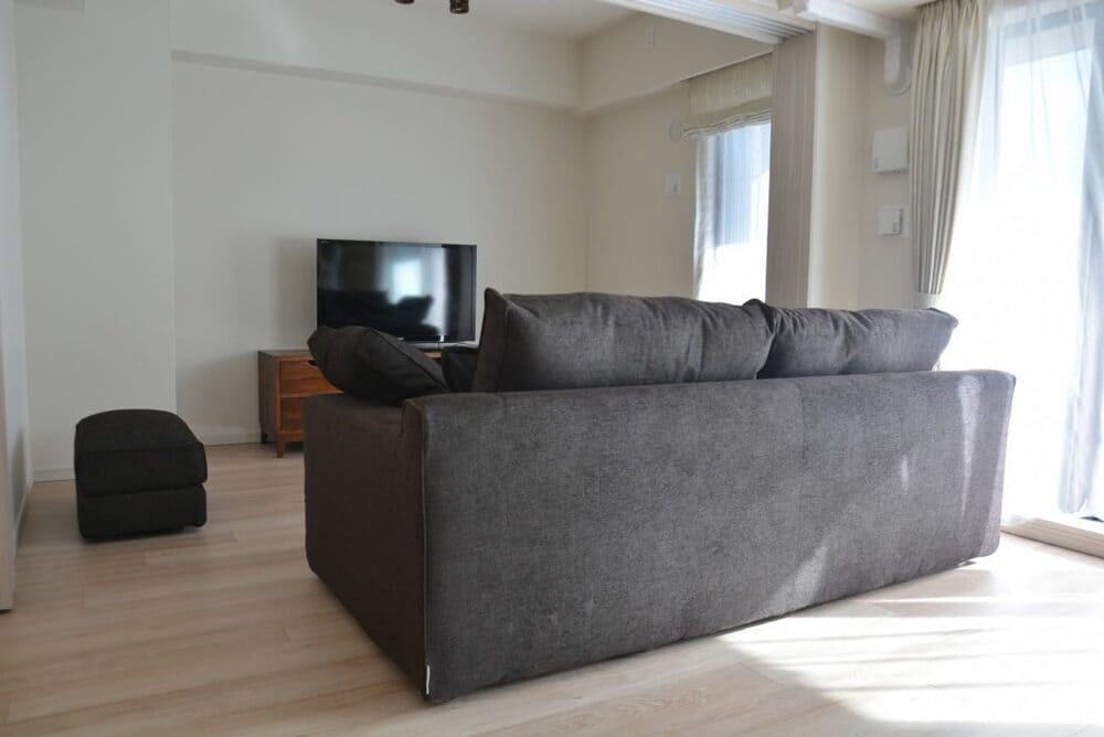 LB SOFA