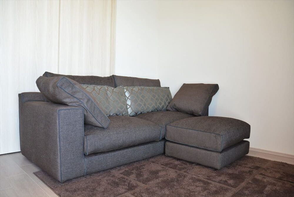 LB SOFA