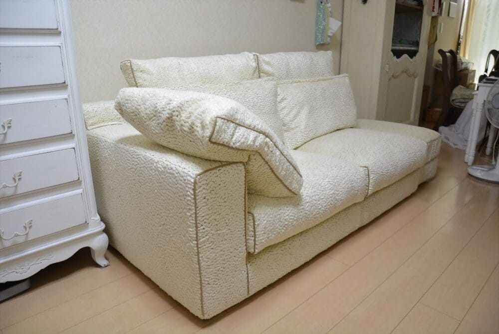 LB SOFA