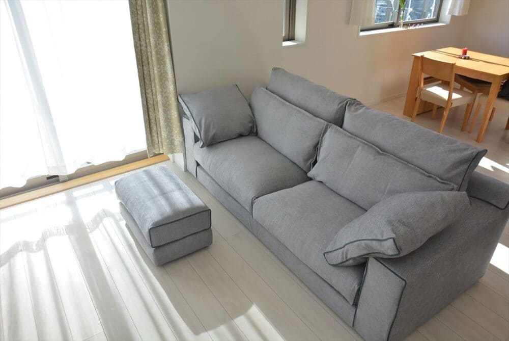 LB SOFA