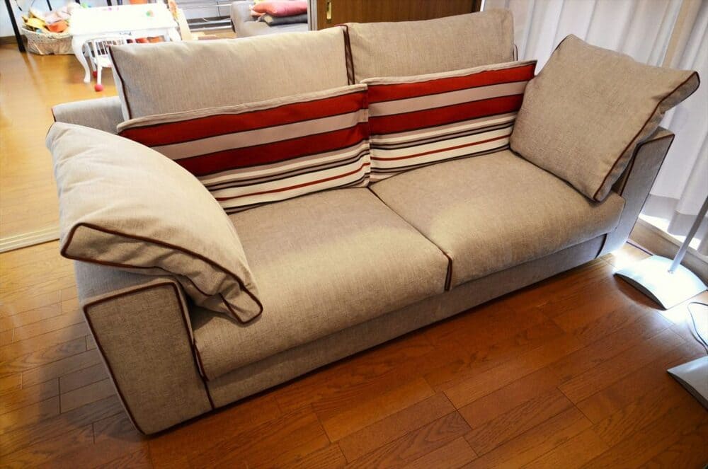 LB SOFA