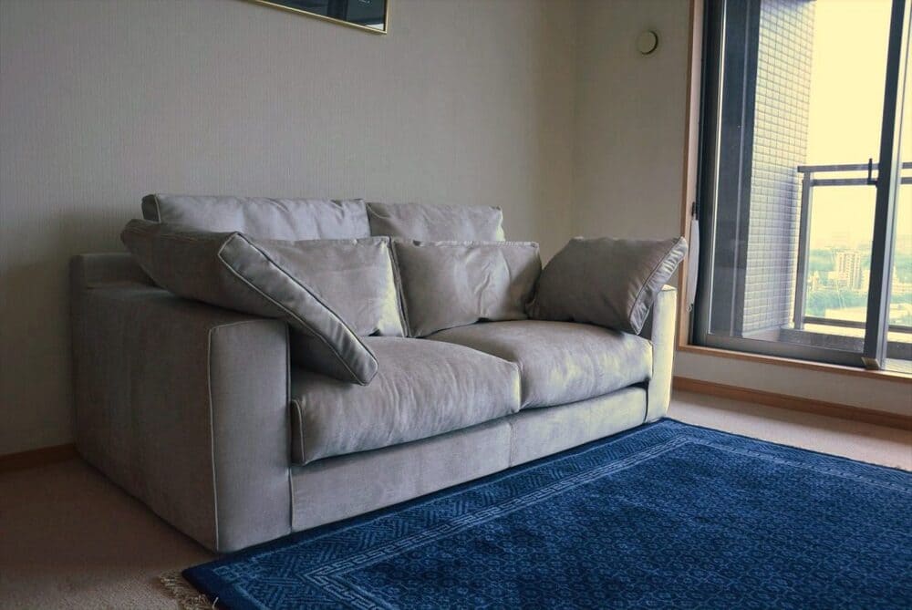 LB SOFA