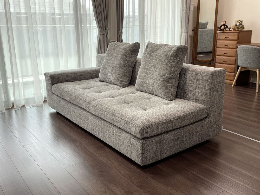 RX-F SOFA