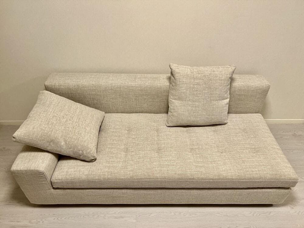 RX-F SOFA