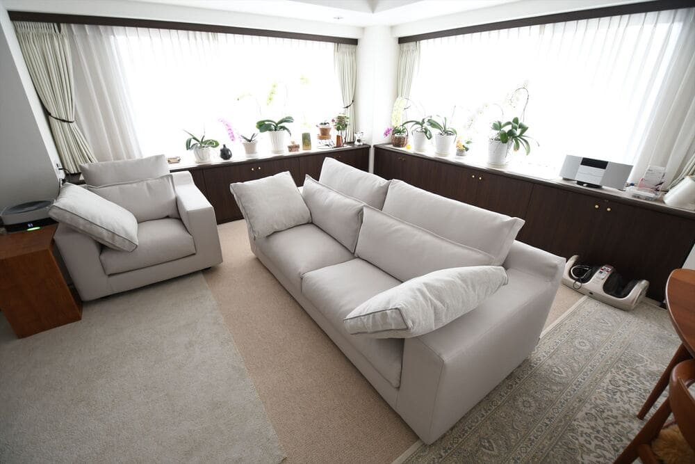 LB SOFA