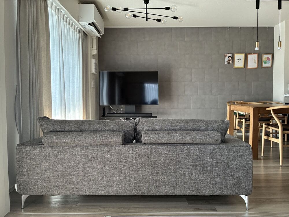 PJ SOFA