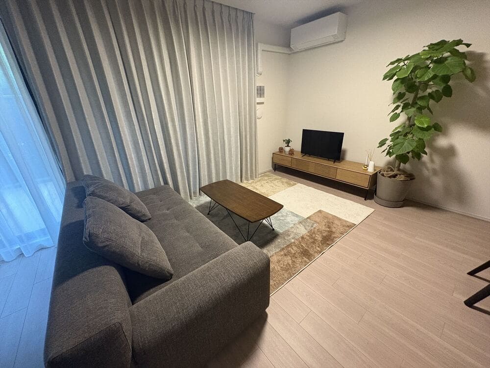 RX-F SOFA