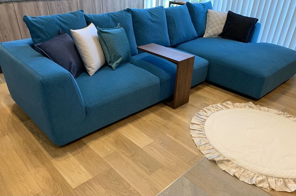 LA カウチソファ