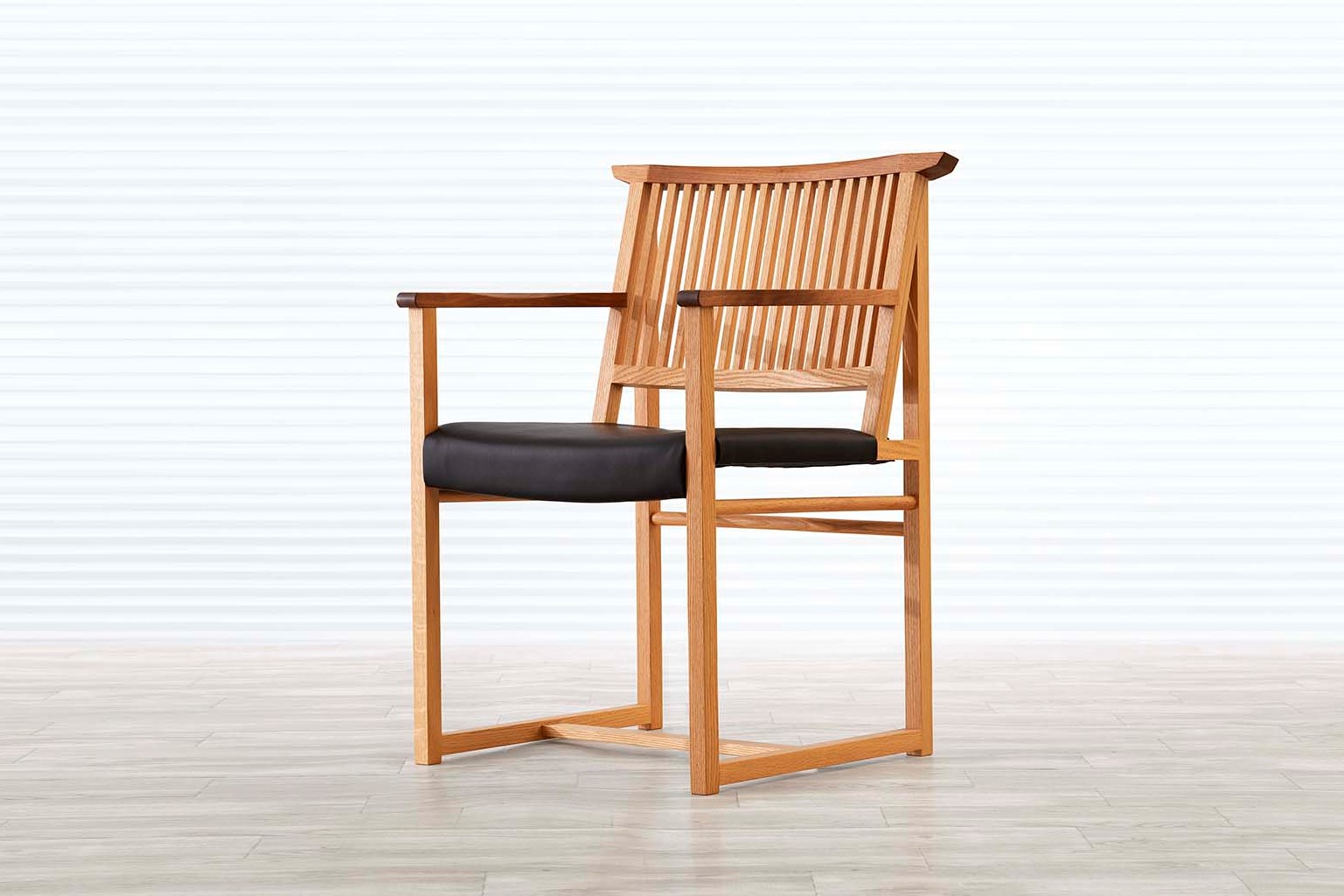 WAZA W532 armchair