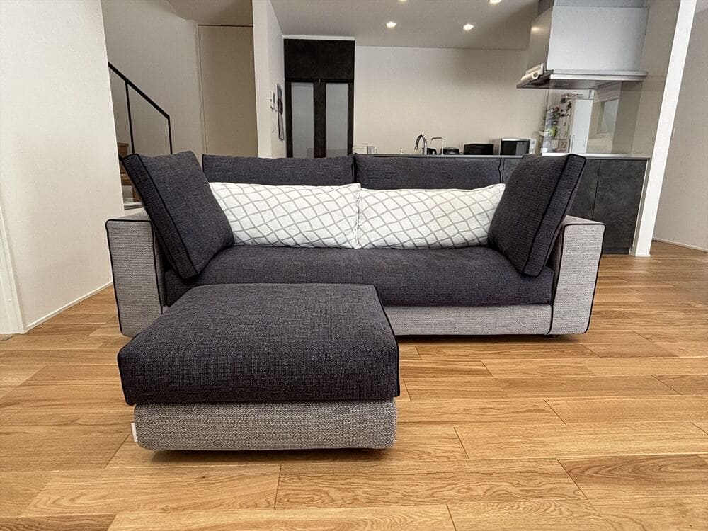 LB SOFA