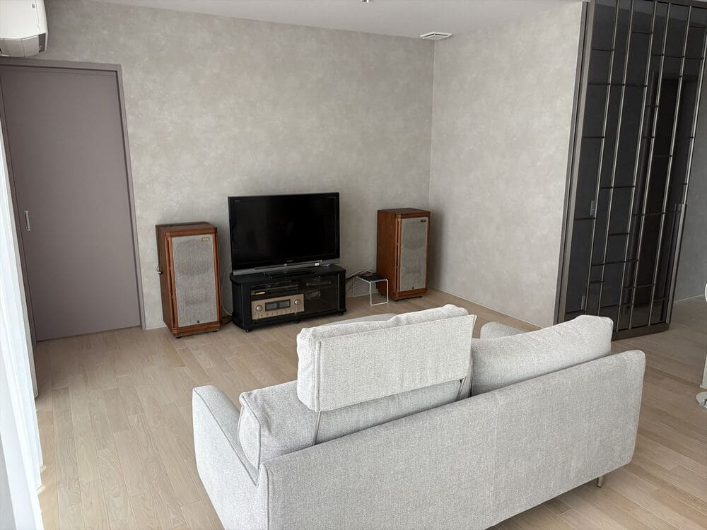 PG SOFA