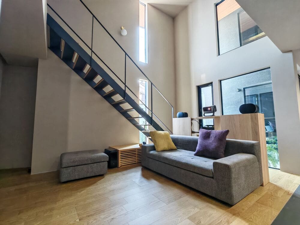 RX-F SOFA